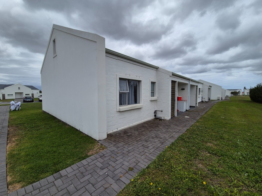 2 Bedroom Property for Sale in Pinelands Eastern Cape